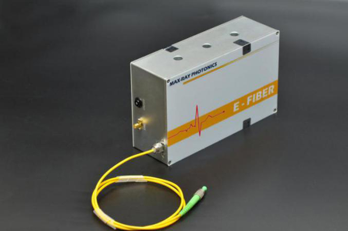 Ultra-Fast Laser 1560nm 1.5μm Femtosecond Pulse Fiber Laser PM Fiber